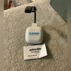 Drug Rep Pharmaceutical Advertising Clip On Reading Lamp VOLTAREN RARE Collect